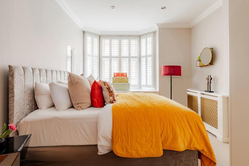 Revamped & Luxxe For Covent Garden Lovers! Adorable City Home For Families & Friends Londra Esterno foto