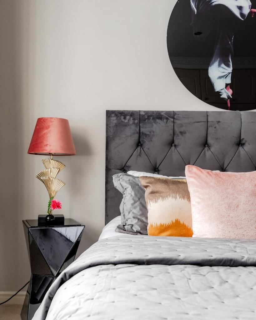 Revamped & Luxxe For Covent Garden Lovers! Adorable City Home For Families & Friends Londra Esterno foto