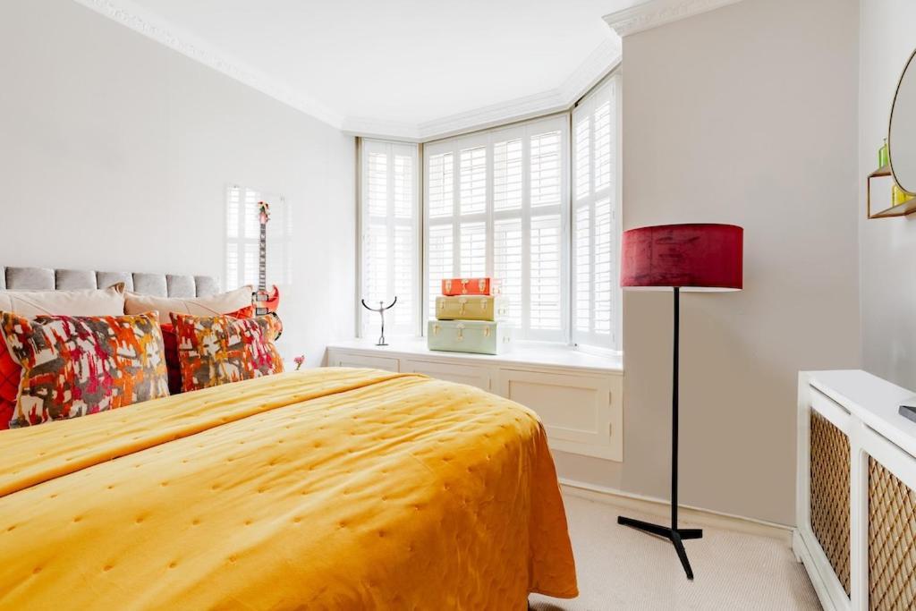 Revamped & Luxxe For Covent Garden Lovers! Adorable City Home For Families & Friends Londra Esterno foto